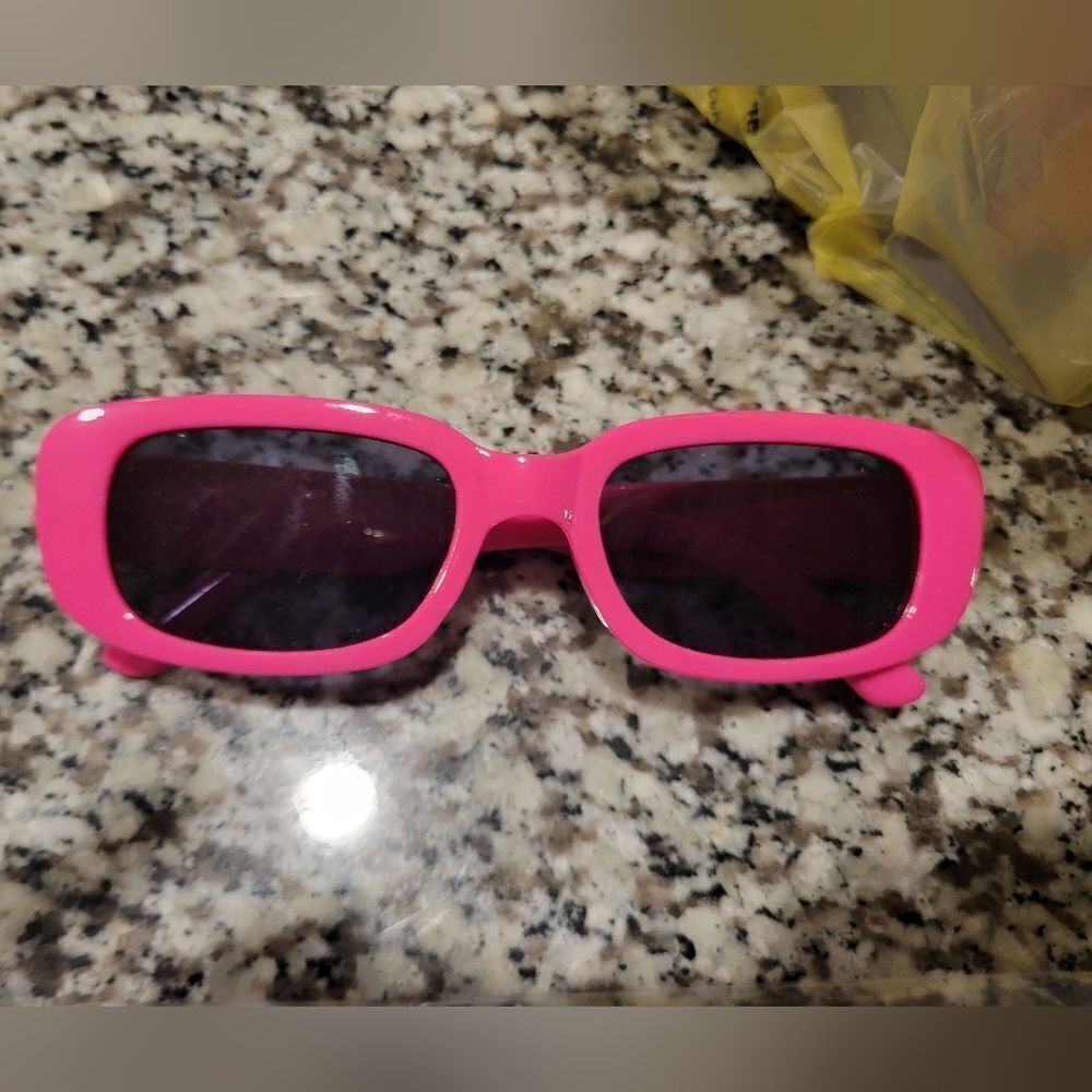 Multicolor rectangular fashion sunglasses - Picture 2 of 14